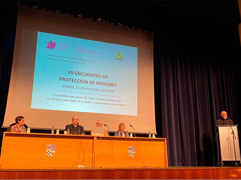 Celebración de un encuentro de las Oficinas de protección de menores en Madrid