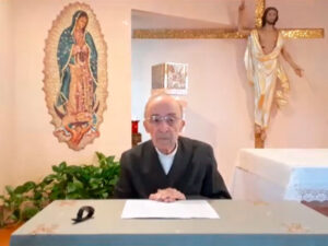 D. Juan Esquerda Bifet impartiendo el retiro para sacerdotes en 2021-2022