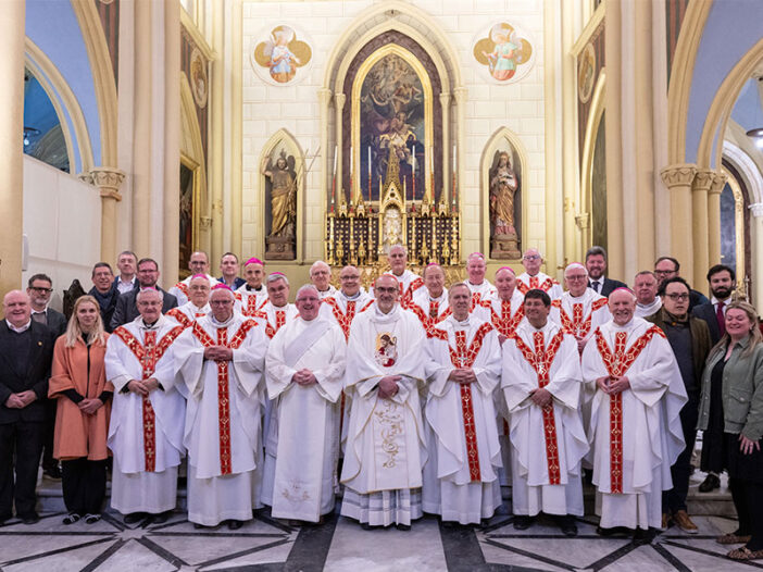 Misa con el cardenal Pizzaballa durante el Holy Land Co-ordination 2026